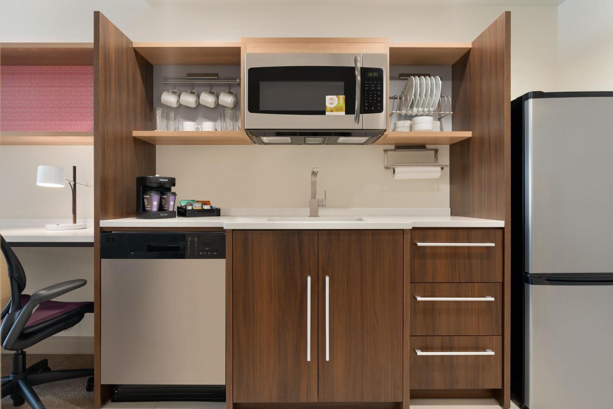 Home2 Suites By Hilton Newark Airport Exteriör bild
